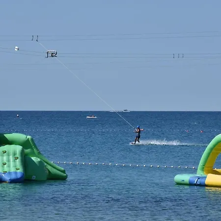 Pino Апартаменти